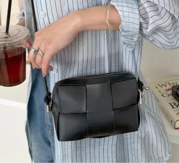 Discord 메쉬 편직 미니 숄더백