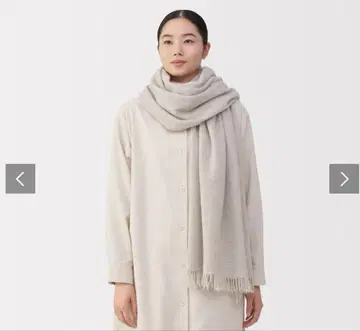 무인양품 후쿠라 울 대형 스톨 (얇은 소재) 라이트 베이지