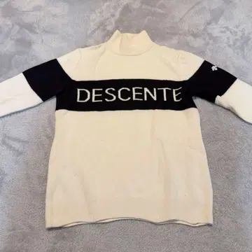 DESCENTE 터틀넥 스웨터 M 사이즈
