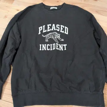 프릭스스토어 맨투맨 호랑이 오버 사이즈