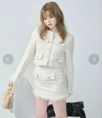 TITTY&CO. 퍼 포함 트위드 셋업 화이트