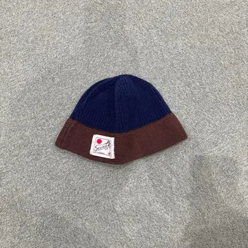 Seesaw 네이비/브라운 니트 모자