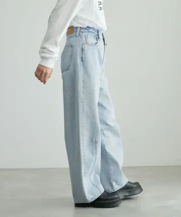 니드바이 헤리티지 커브 데님