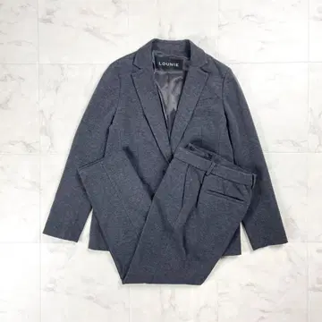 새상품급 LOUNIE 셋업 니트 수트 그레이 사이즈 40*KD19