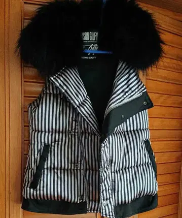 MAISON GILFY 길피 스트라이프 퍼 베스트