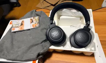 LIVE 770NC 와이어리스 헤드폰 JBL