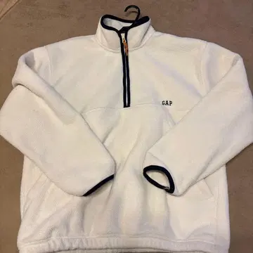 GAP 화이트 플리스 자켓 하프 지퍼