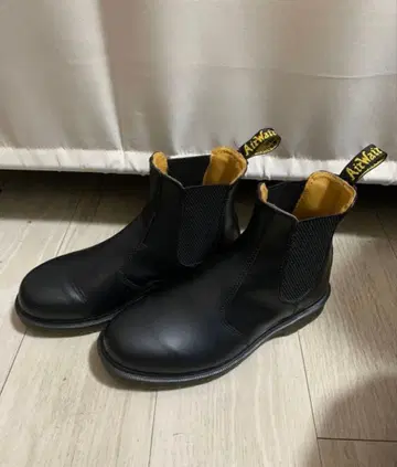닥터 마틴 첼시 부츠