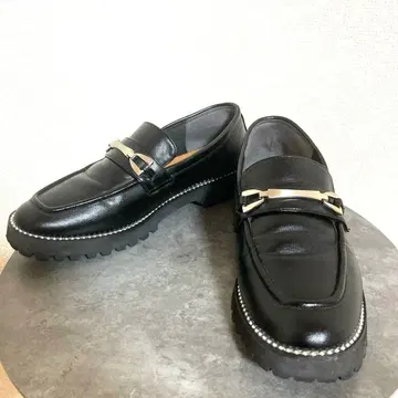 artemis by DIANA 볼 체인 디자인 통굽 비트 로퍼