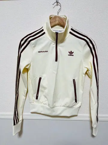 adidas 스포티 & 리치 저지