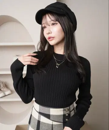 LIP SERVICE 로고 포인트 모크넥 리브 니트