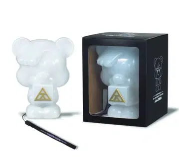 코다 쿠미 KLOOP 펜 라이트