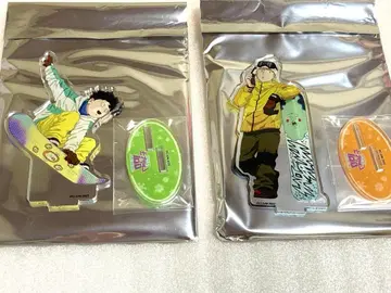 몹사이코 콜라보 카페 본점 스키 스노우보드 등신 아크릴 스탠드 몹 레이겐