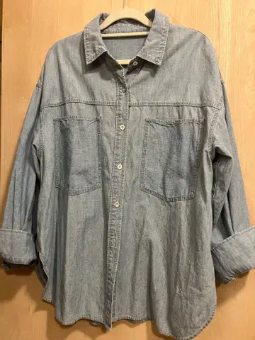 BABYLONE 데님 긴팔 셔츠 미사용