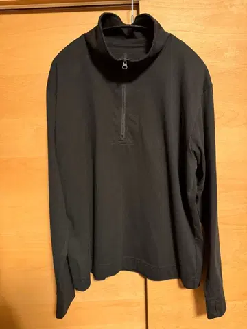 마가렛호웰 미즈노 콜라보 하프 지퍼 티셔츠