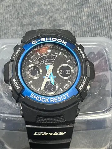 G-SHOCK 블랙/블루 손목시계