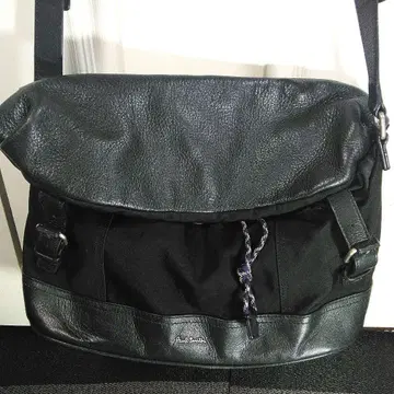 Paul Smith 블랙 가죽 콤비 숄더백