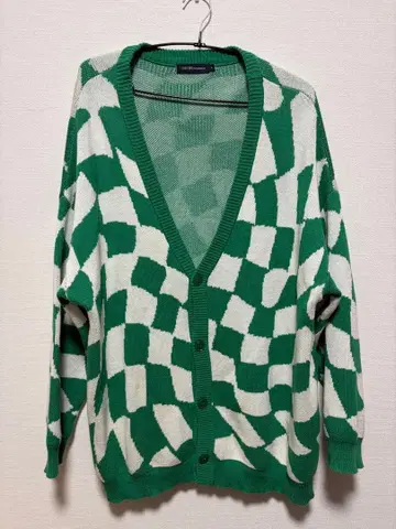 (Never) Acquiesce 가디건