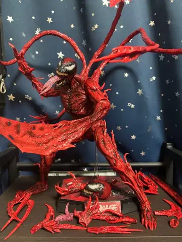 핫토이즈 카니지 베놈 피규어 마블 MARVEL