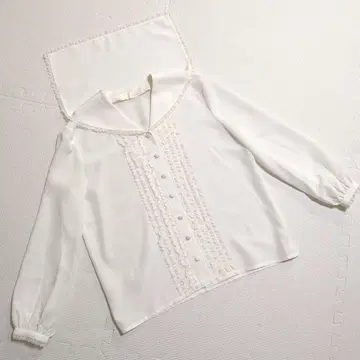 INGEBORG 잉게보그 세일러 블라우스