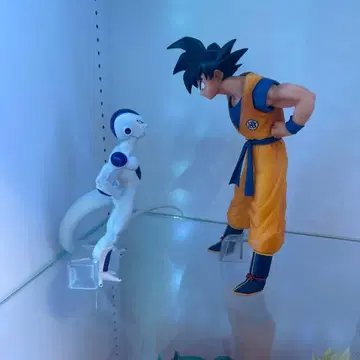 손오공 프리저 액션 피규어 세트