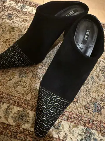 PRIMARK 블랙 스틸레토 펌프스 M