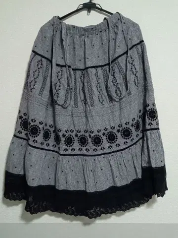 사만사 모스모스 x kazumi 자수 스커트