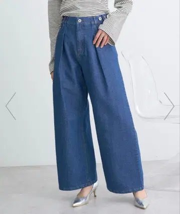 새상품 어스 뮤직 앤 이콜로지 라메 데님 턱 데님 팬츠