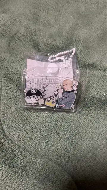 JO1 시로이와 루키 보고 있어! 가챠