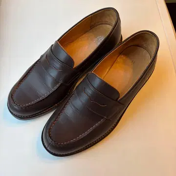 다크 브라운 가죽 로퍼