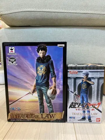 트라팔가 로 피규어 2체 세트