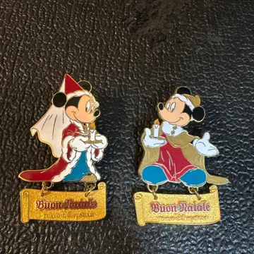 디즈니 크리스마스 핀 배지 2개 세트
