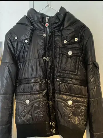 [ 가격 인하 가능 ] TRUE RELIGION 다운 자켓 블랙