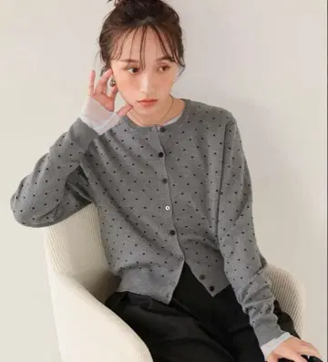 도트 자카드 니트 가디건