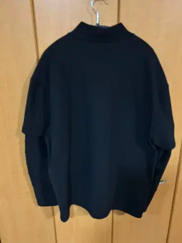 ANREALAGE 언리얼에이지 하이넥 맨투맨 블랙 46사이즈