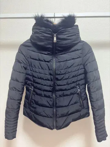 ZARA BASIC 블랙 M 사이즈 다운 자켓 (클리닝 완료)