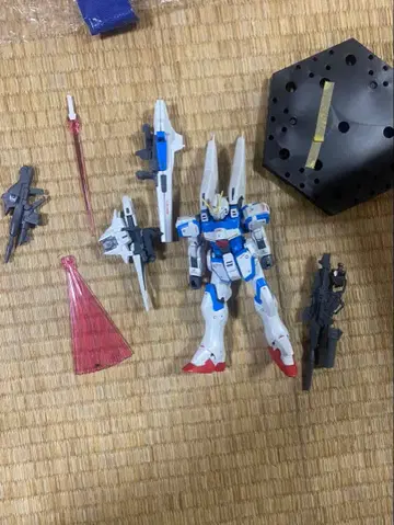 HGUC 1/144 세컨드 V 완성품 프리미엄 반다이 한정품