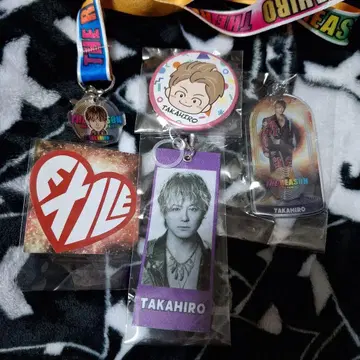 EXILE TAKAHIRO 캔뱃지 클리어 참 메지루시 택 스티커