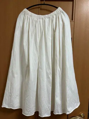 OURHOME 저지 소재 턱 스커트 화이트