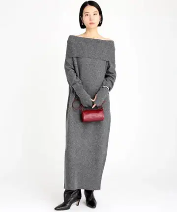 택 포함 미사용 새상품 BABYLONE 오프숄더 롱 니트 원피스