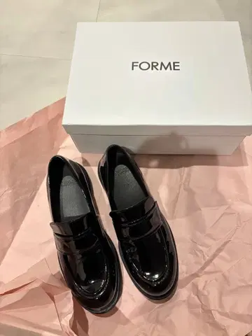 히가시하라 아키 forme 에나멜 로퍼 L