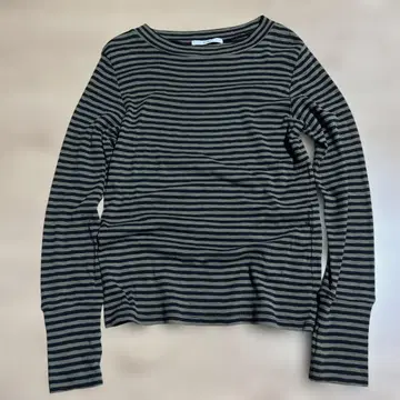 보더 긴팔 핑거홀 긴팔티 크롭 기장