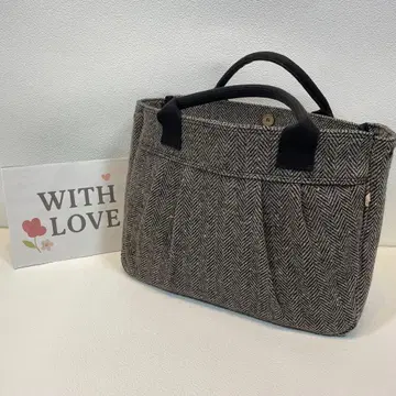 위드러브 백 with love