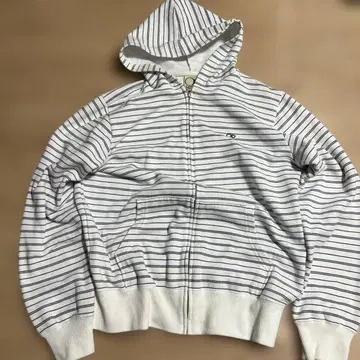 오션 퍼시픽 보더 후드티 y2k