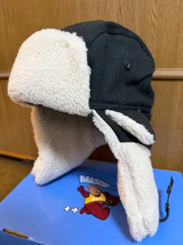 보아 귀도리 달린 플라이트 캡