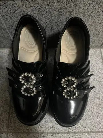 bubbles 버블스 더블 버클 통굽 신발