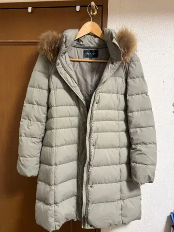 INDIVI 베이지 다운 자켓 36