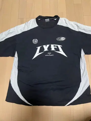 LYFT T셔츠 사이즈 L 블랙/화이트