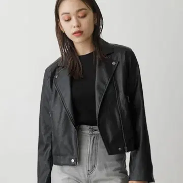 AZUL BY MOUSSY 새상품급 가죽 자켓