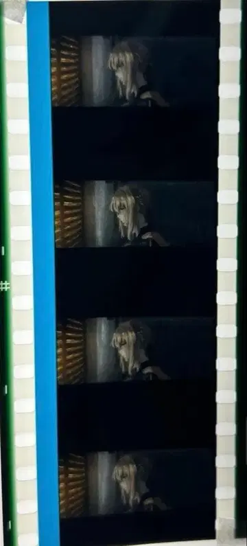 극장판 바이올렛 에버가든 내방객 특전 35mm 필름 조각